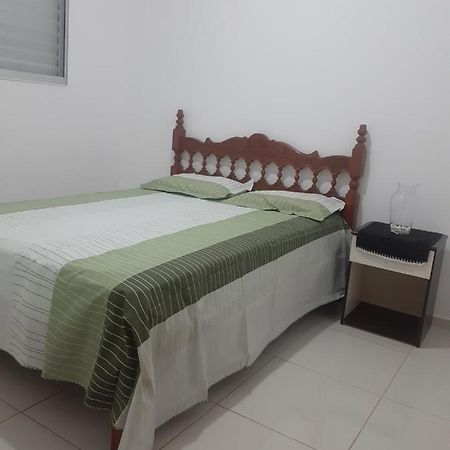 Quarto Em Apartamento Suzano Eksteriør billede